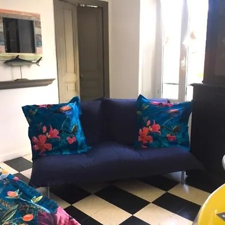 Maison Julien 3 Apartament *