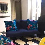 Maison Julien 3 Daire *