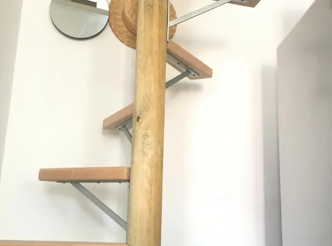 Maison Julien 3 شقة مينتون